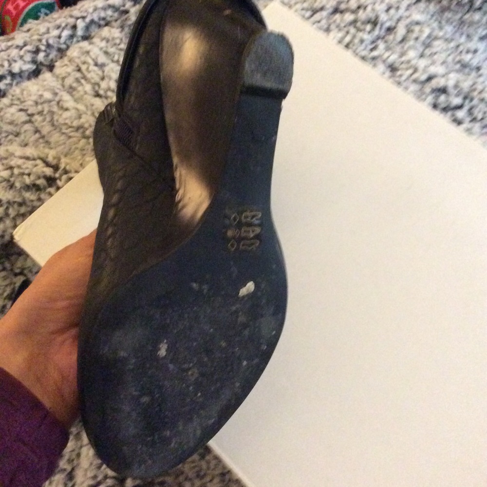 Booties! - Picture 2 of 4